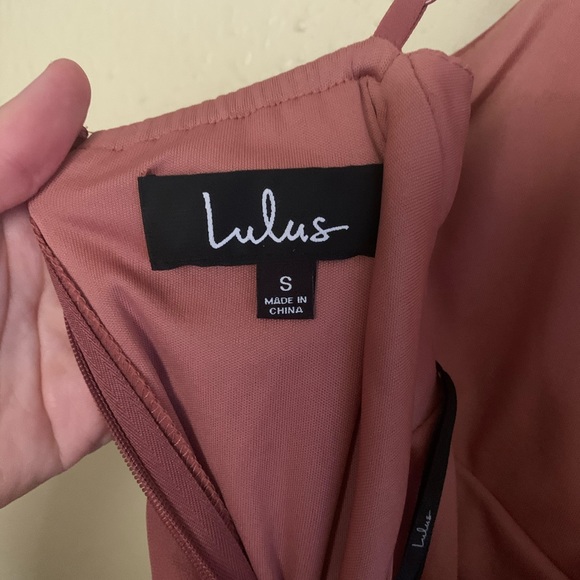 Size small dress - Picture 3 of 4